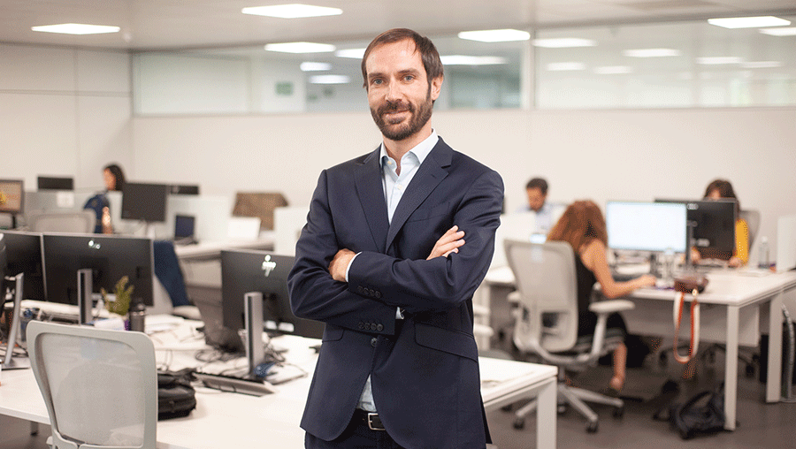 enrique cuadra, country manager de solunion españa, en las oficinas centrales de la compañía de seguros de crédito y de caución
